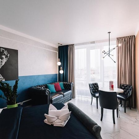קייב Royal Tower Vip Smart Apartments 3 מראה חיצוני תמונה