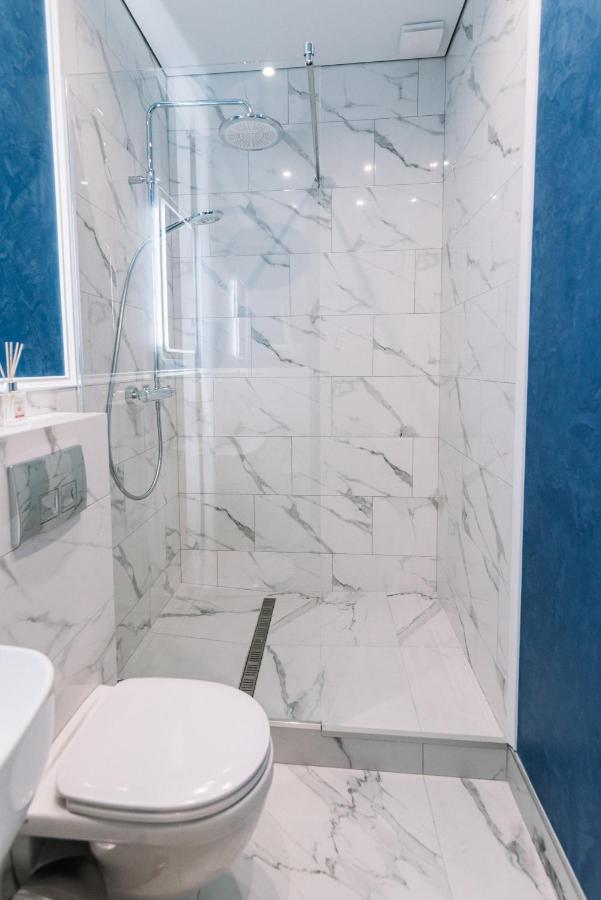 קייב Royal Tower Vip Smart Apartments 3 מראה חיצוני תמונה