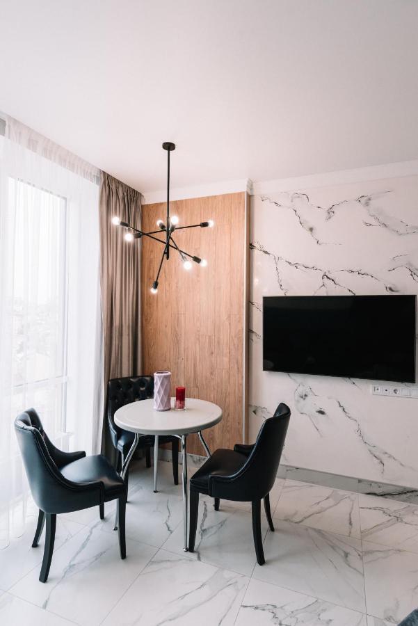 קייב Royal Tower Vip Smart Apartments 3 מראה חיצוני תמונה