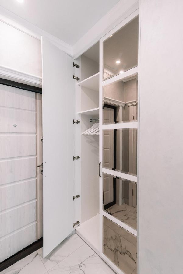 קייב Royal Tower Vip Smart Apartments 3 מראה חיצוני תמונה